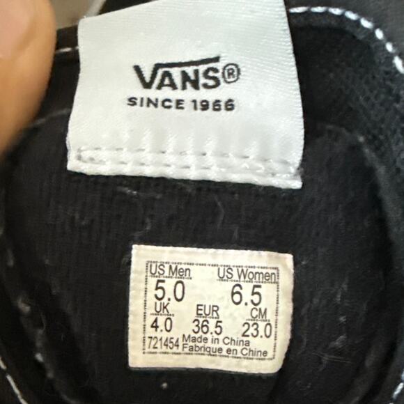 VANS Womens Sentry Sk8-Hi WC Sneakers 6.5 Black Suede Canvas Skate Lug Shoes - Picture 3 of 11